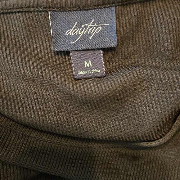 Daytrip - Dolman Open Arm Blouse - Medium - EUC - Picture 3 of 6